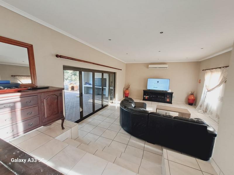 3 Bedroom Property for Sale in Protea Heights Western Cape